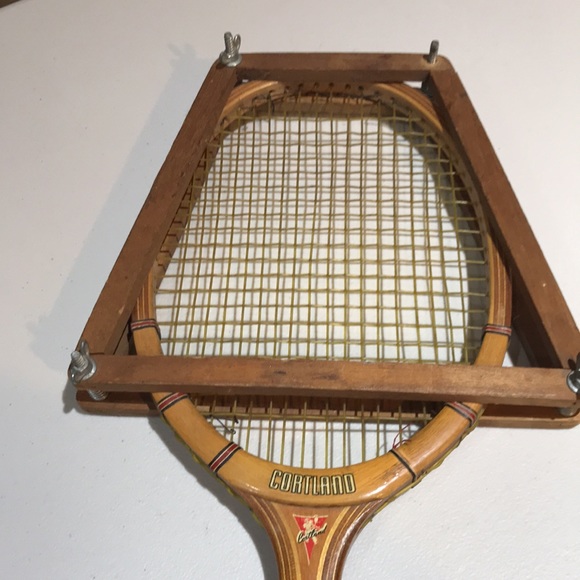 Antique Cortland Commander Wooden Tennis Racket - Picture 6 of 10